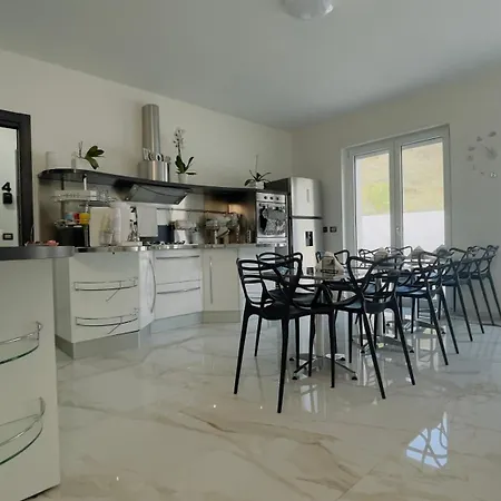 Beb Villareal 3* Balvano