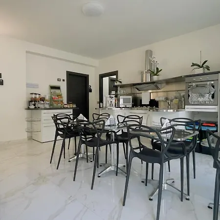 فندق مبيت وإفطار Beb Villareal 3*